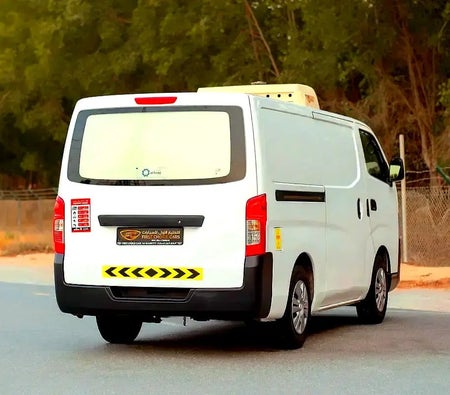 Nissan Urvan Standard 2021, photo 3 of 4