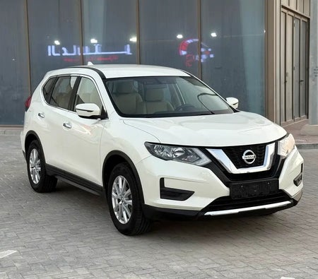White Nissan XTrail S 2021