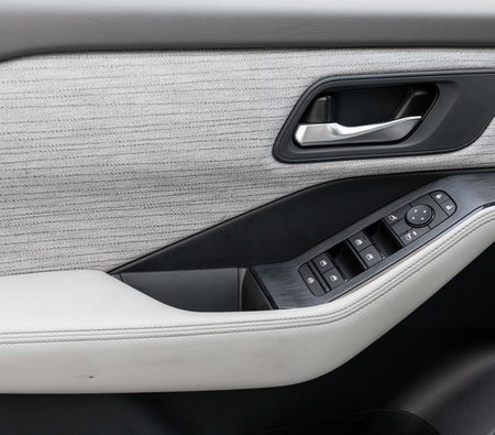 أبيض نيسان XTrail S 2026
