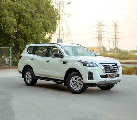 أبيض نيسان Xterra SE 2023 أبيض نيسان Xterra SE 2023