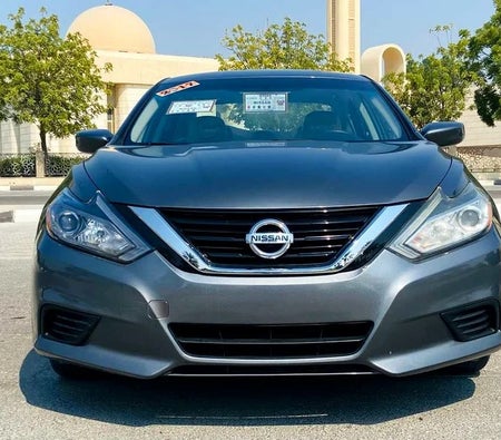 Nissan Altima SV 2017, photo 2 of 4