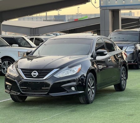 Nissan Altima SV 2017, photo 2 of 4