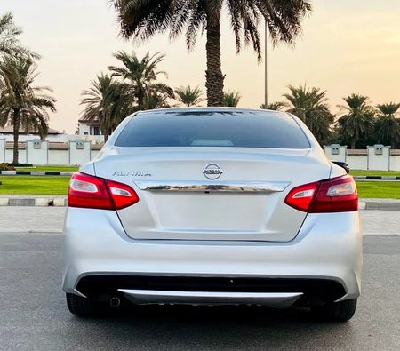 Silver Nissan Altima SV 2018