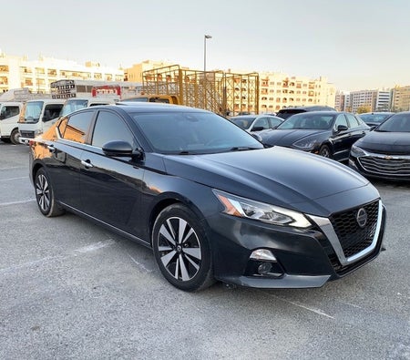 Nissan Altima SV 2019, photo 2 of 4