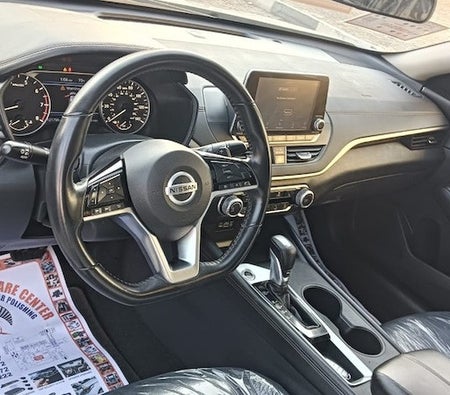 Nissan Altima SV 2020, photo 3 of 4