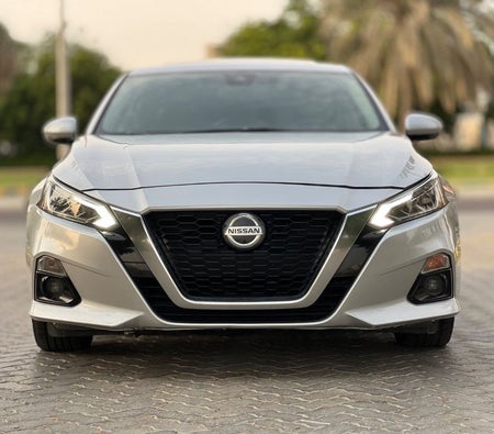 Nissan Altima 2020, photo 2 of 4