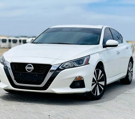Nissan Altima SV 2021, photo 2 of 4