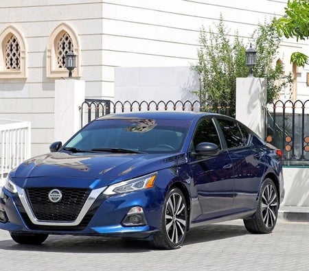 Nissan Altima SR 2021, photo 3 of 4