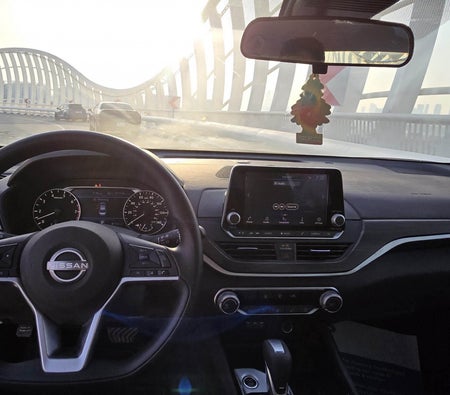 Nissan Altima 2024