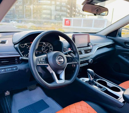 Nissan Altima 2024