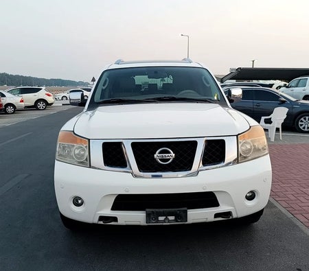 Nissan Armada LE 2011, photo 2 of 4