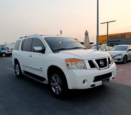 Nissan Armada LE 2011, photo 3 of 4