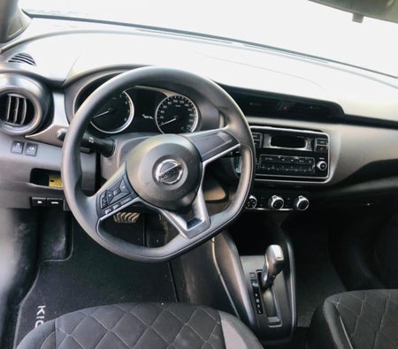 Bianca Nissan Kicks 2020