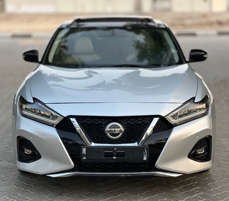 Nissan Maxima 2019, photo 2 of 4