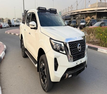 Nissan Navara  2023, photo 2 of 4
