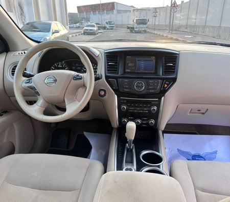Nissan Pathfinder 2015, photo 3 of 4