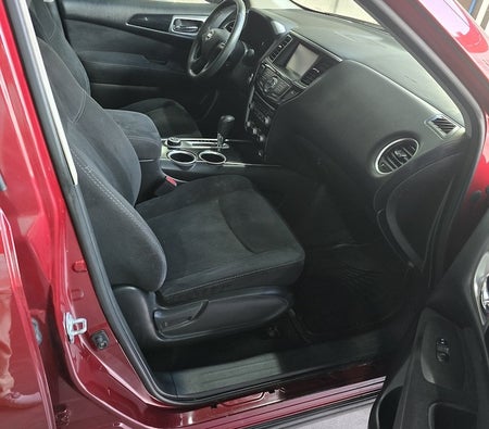 Borgogna Nissan Pathfinder SV 2016