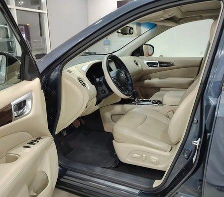 Nissan Pathfinder SV 2016, photo 4 of 4