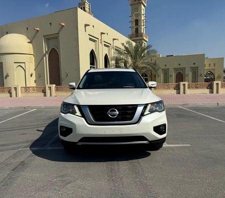 Nissan Pathfinder SL 2019, photo 2 of 4