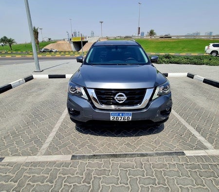 Grigio Nissan Pathfinder SL 2020