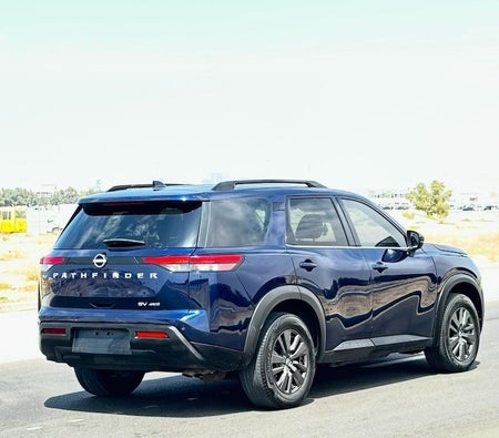 Nissan Pathfinder SV 2022, photo 4 of 4
