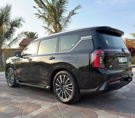 zwart Nissan Patrol Platinum V6 Twin Turbo 2026