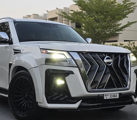 Nissan Patrol Platinum V8 Black Hawk 2023