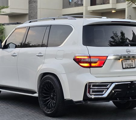 Nissan Patrol Platinum V8 Black Hawk 2023