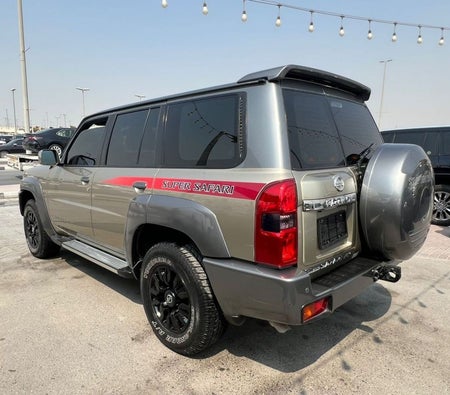 Золото Nissan Patrol Super Safari 2019 год
