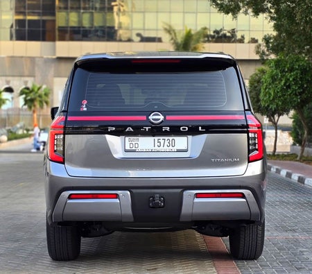 Nissan Patrol Titanium 2025