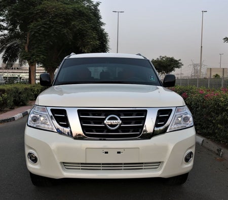 Nissan Patrol 2014, photo 2 of 4