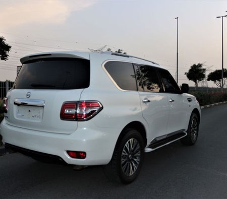 Nissan Patrol 2014, photo 4 of 4