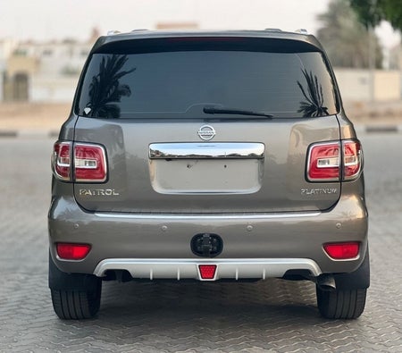 Nissan Patrol 2014, photo 3 of 4