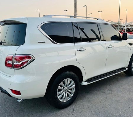 Nissan Patrol 2016, photo 4 of 4