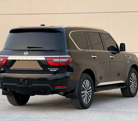 Nissan Patrol LE Platinum 2020, photo 3 of 4