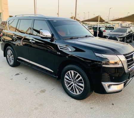 Nissan Patrol 2021, photo 3 of 4