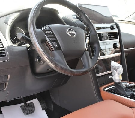 Nissan Patrol LE Platinum 2025, photo 3 of 4