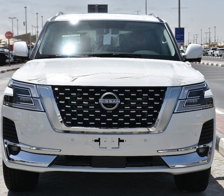 Nissan Patrol LE Platinum 2025, photo 2 of 4