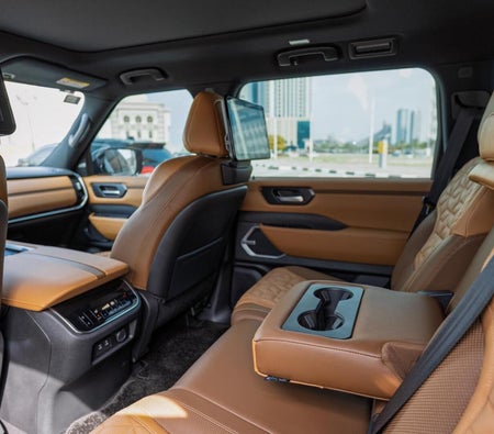 Nissan Patrol 2025, photo 4 of 4