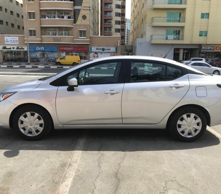 Nissan Sunny 2022