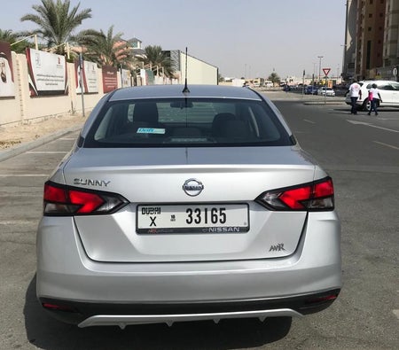 Nissan Sunny 2022