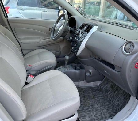 Nissan Sunny 2022