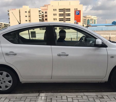 Nissan Sunny 2023