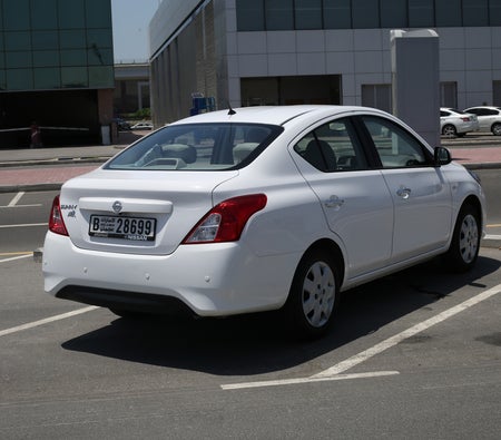 Nissan Sunny 2023