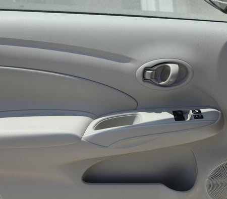 Nissan Sunny 2023
