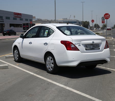Nissan Sunny 2023