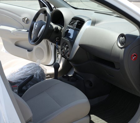 Nissan Sunny 2023