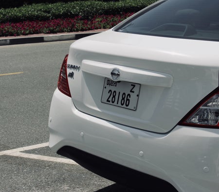 Nissan Sunny 2024
