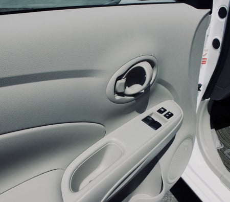 Nissan Sunny 2024