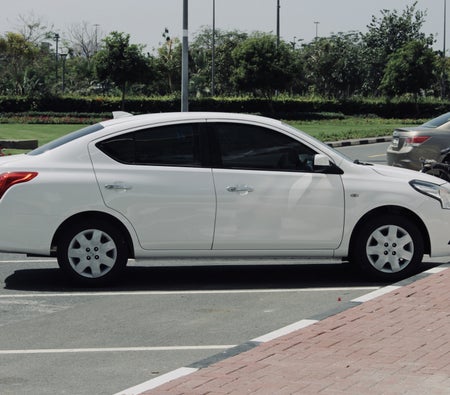 Nissan Sunny 2024